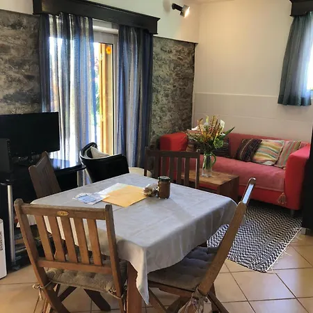 A Charming Spot Estreito Da Calheta