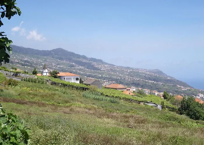 A Charming Spot Casa de Férias Estreito Da Calheta